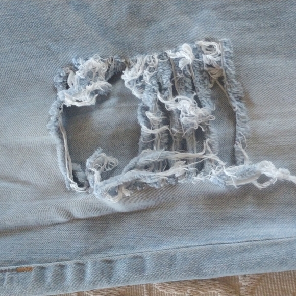 LADIES Jeans by𝅺 TRUE RELIGION - Picture 13 of 17